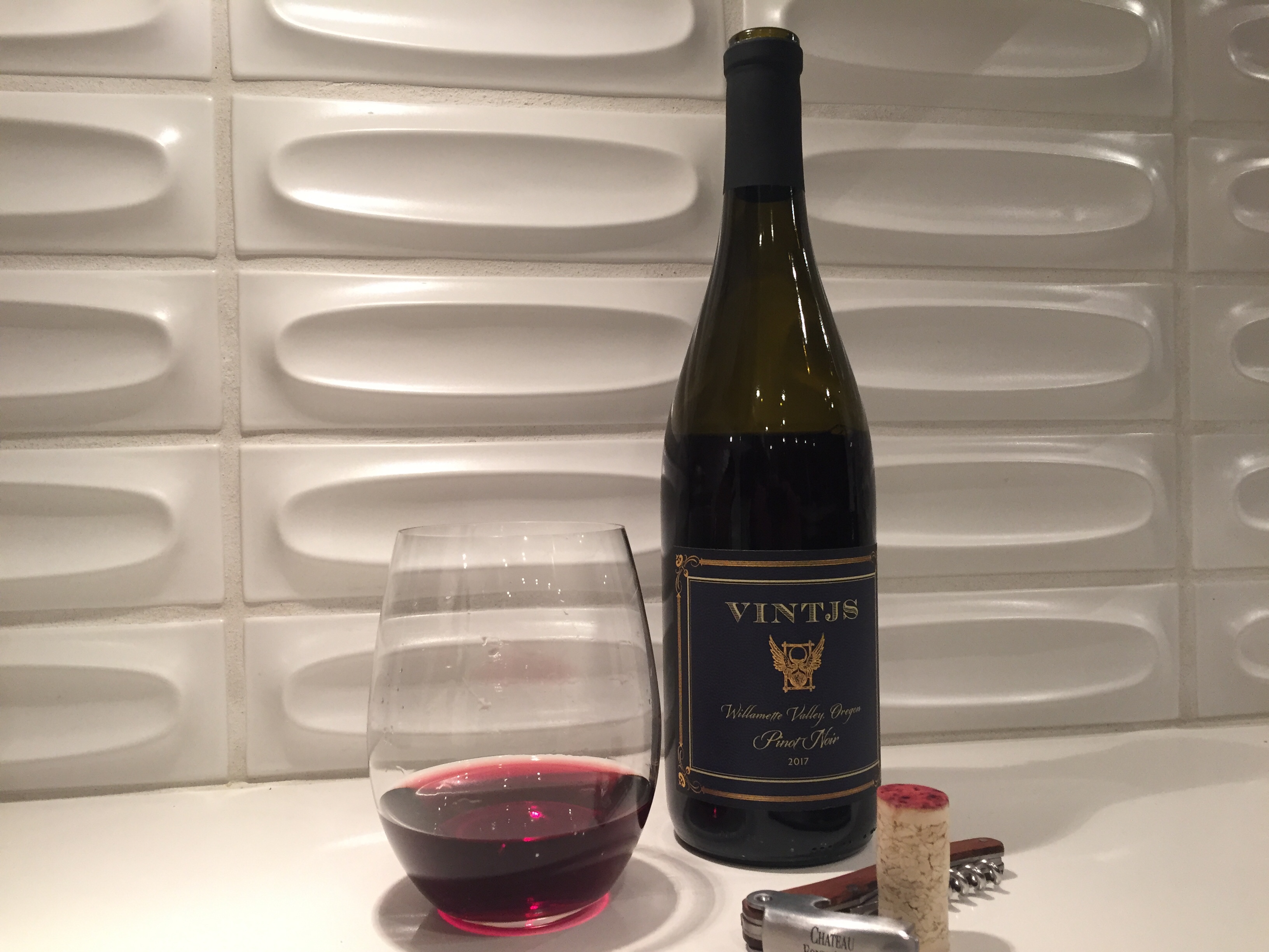 VINTJS Willamette Valley Oregon 2017 Pinot Noir