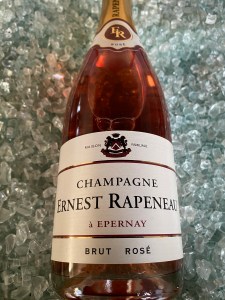 Front label of the Ernest Rapeneau Champagne Brut Rosé