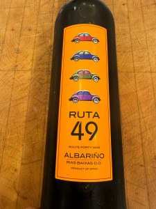 Fun, front label of the Bodegas Viña Cartín Ruta 49